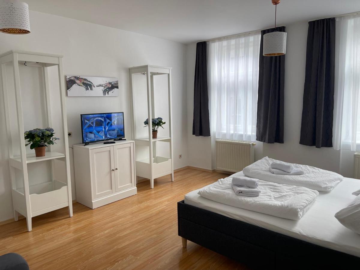 Peaceful Apartment For 4 Vienne Extérieur photo